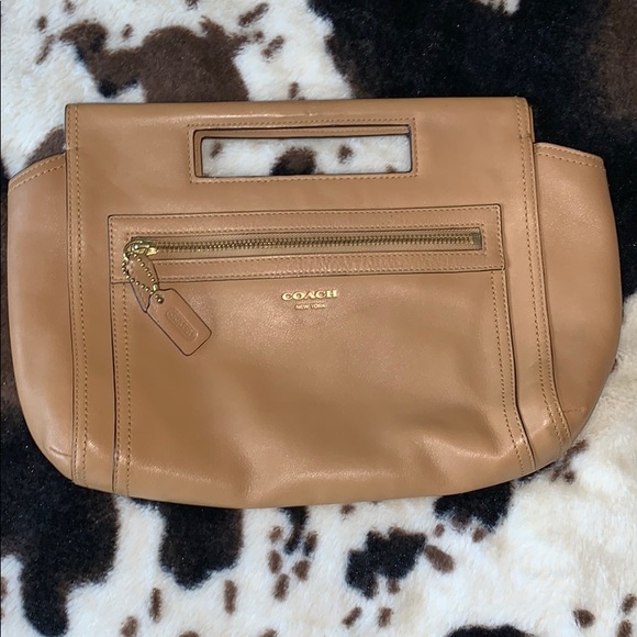 Coach Handbags - Coach Tan Clutch